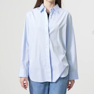 UNIQLO Cotton Blue Button Up Shirt NWOT